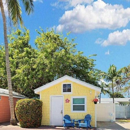 Tropical Cottages Маратон Екстериор снимка