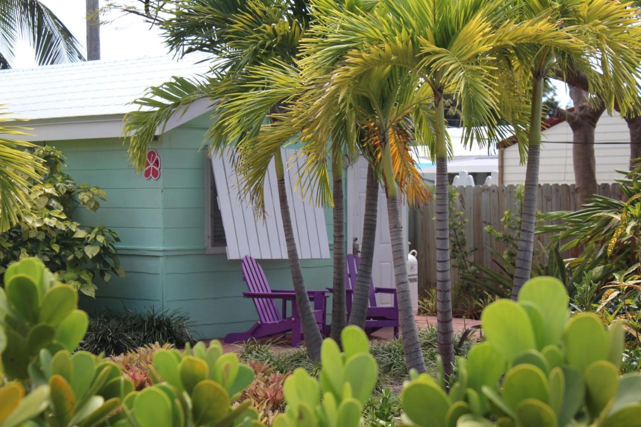 Tropical Cottages Маратон Екстериор снимка