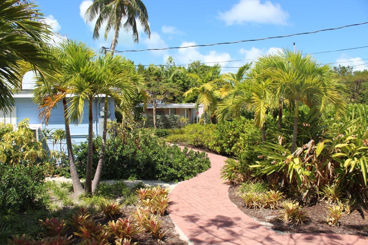 Tropical Cottages Маратон Екстериор снимка