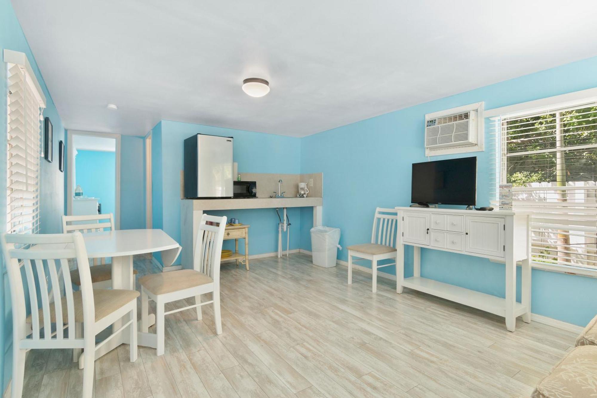 Tropical Cottages Маратон Стая снимка