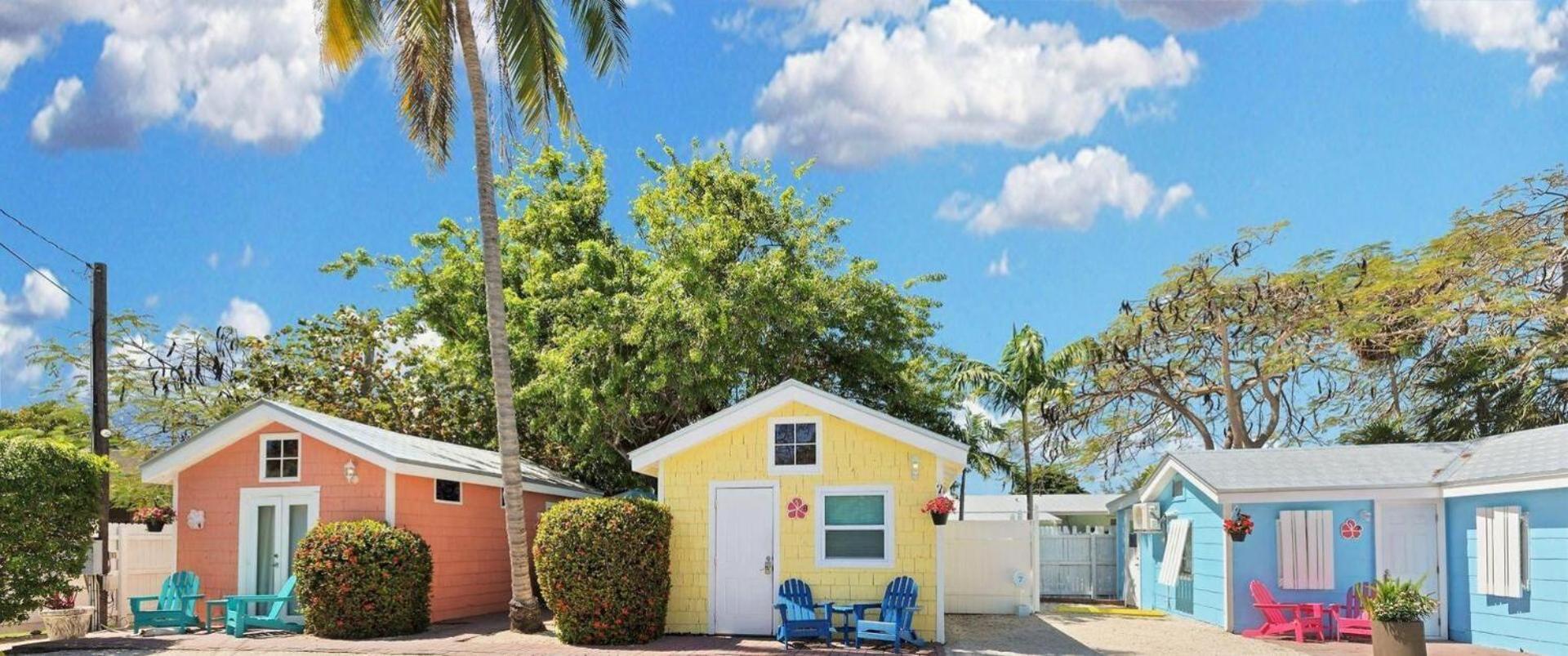 Tropical Cottages Маратон Екстериор снимка