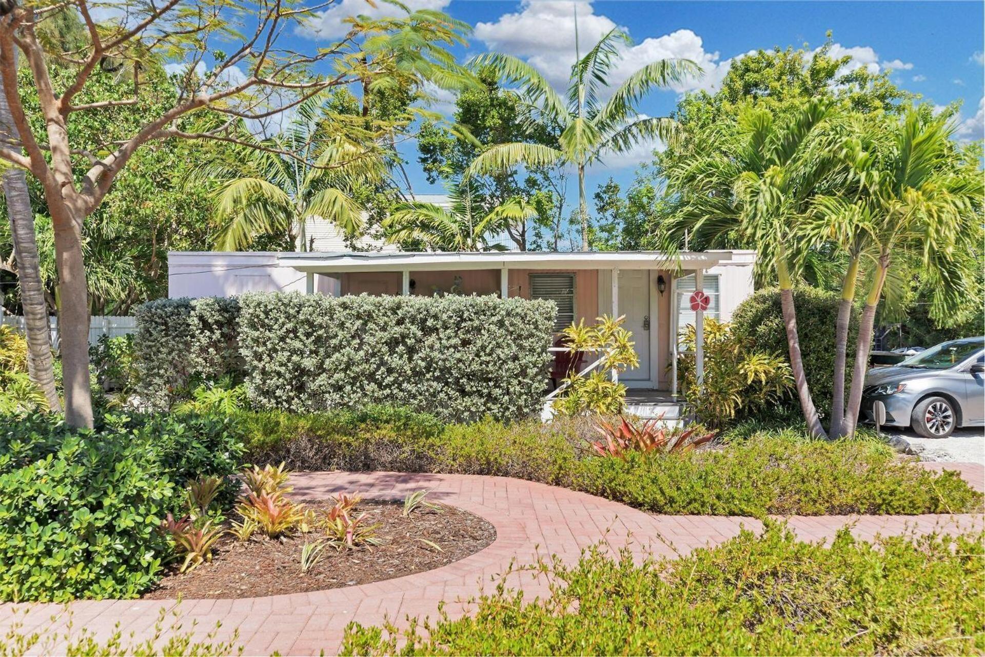 Tropical Cottages Маратон Екстериор снимка